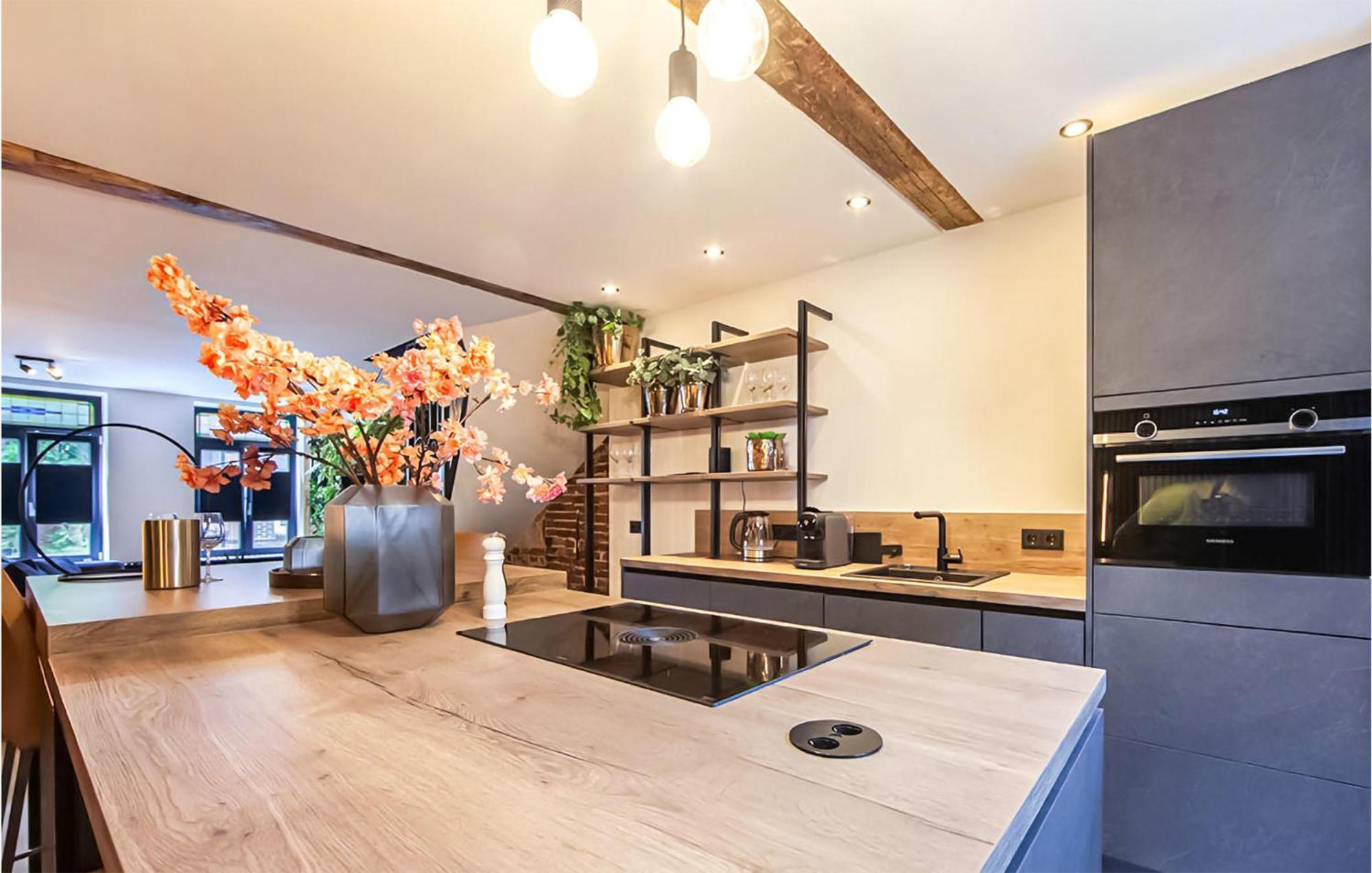 Gorgeous Home In Roermond With Kitchen Exteriér fotografie